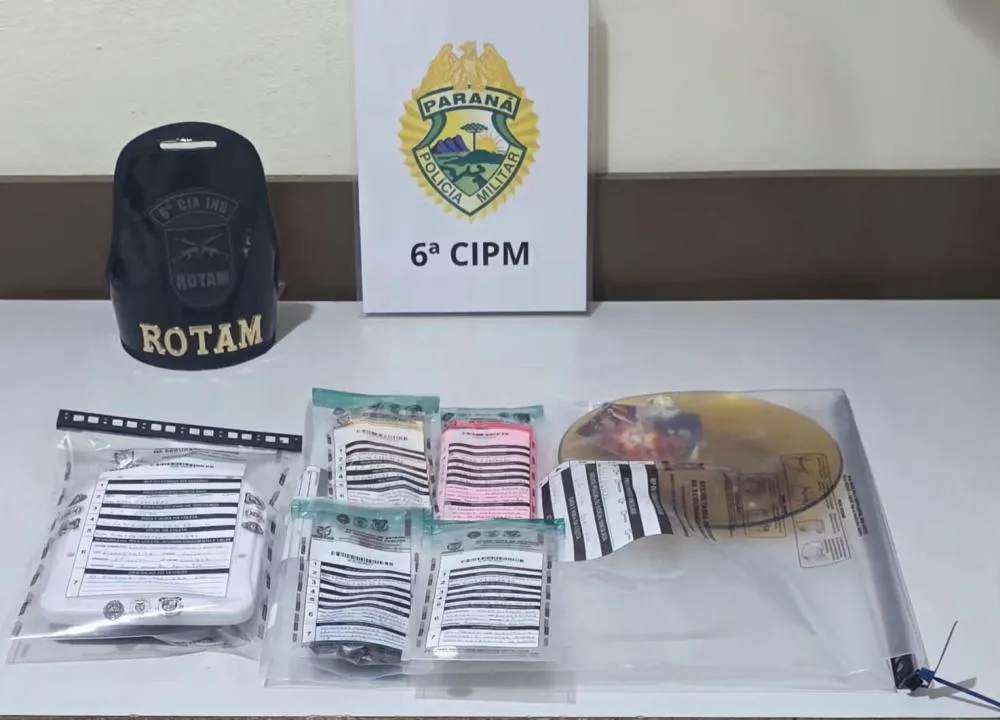 ROTAM prende duas pessoas e apreende cocaína durante ocorrência no Centro de Faxinal