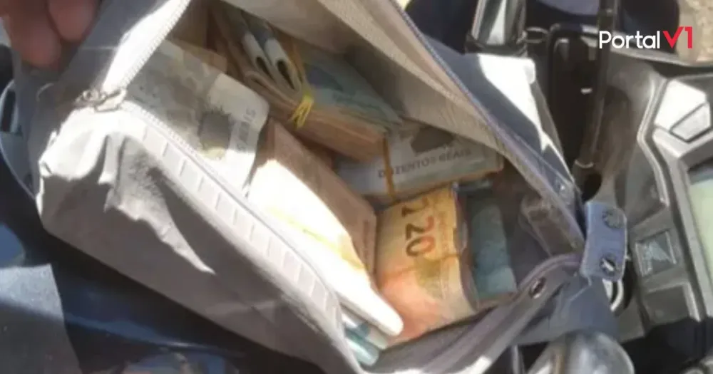 Motociclista encontra malote com R$ 37 mil e devolve ao dono no Paraná
