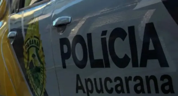 Pai é preso após atingir filho de 18 anos na cabeça durante discussão por dívida