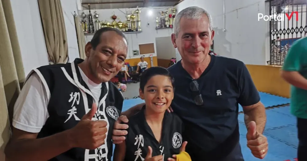 Vereador Kirk prestigia troca de faixas e diplomação de alunos de Kung Fu