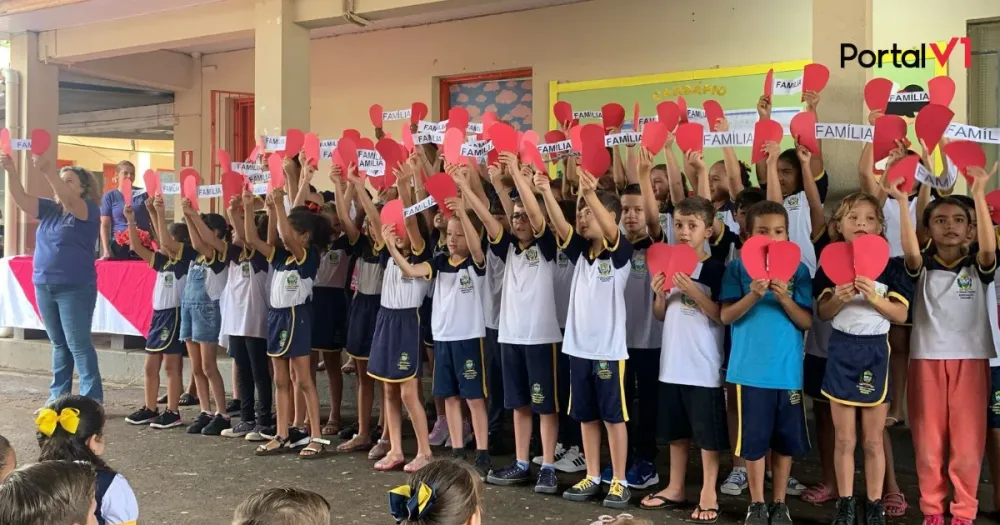 Projeto “Família na Escola” fortalece laços entre pais e alunos em São Pedro do Ivaí