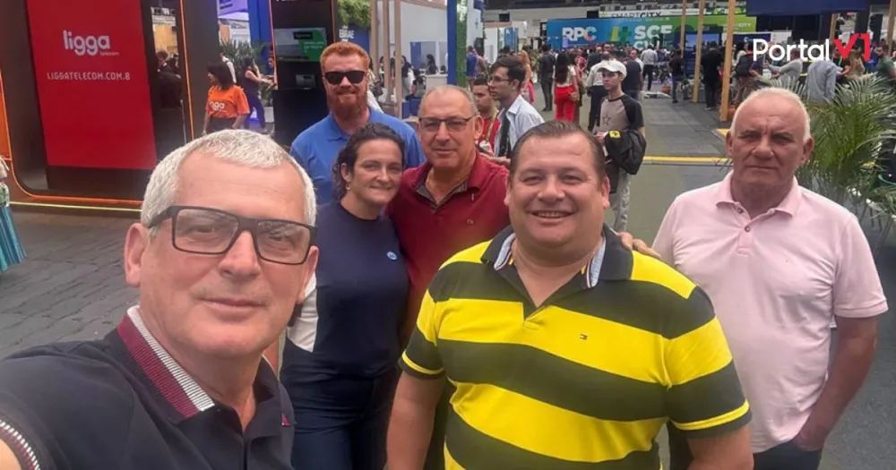 Prefeito de São Pedro do Ivaí visita Smart City Expo Curitiba em busca de inovação e desenvolvimento