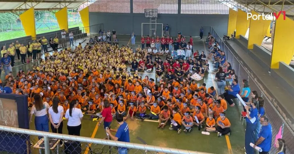 Cândido de Abreu: Escola Municipal Cecília Sawczuk promove caminhada pela conscientização do autismo